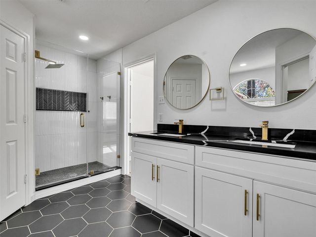 206 Doncaster Street, Conroe, TX 77303