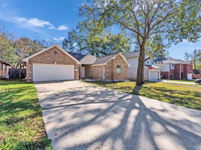 206 Doncaster Street, Conroe, TX 77303