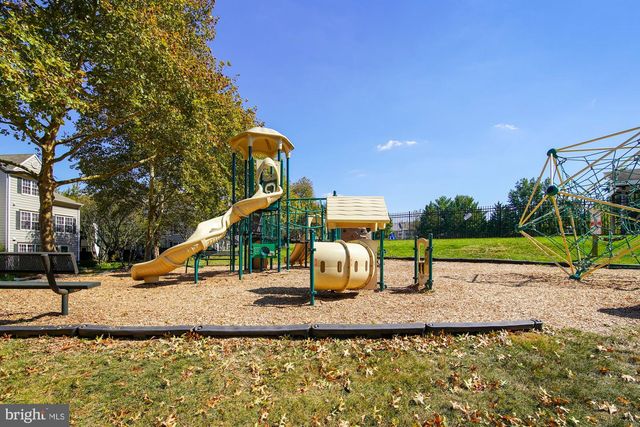 24 STEEPLE CT, Germantown, MD 20874