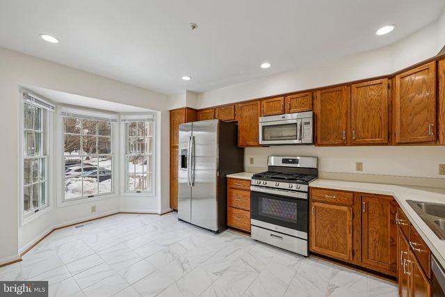 24 STEEPLE CT, Germantown, MD 20874