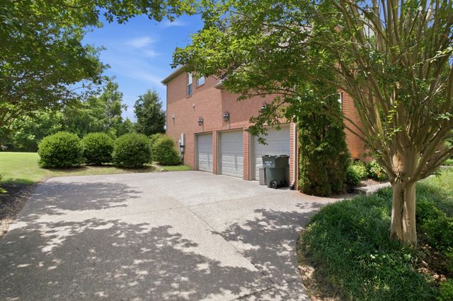 5000 Magnolia Estates Blvd, Mount Juliet, TN 37122