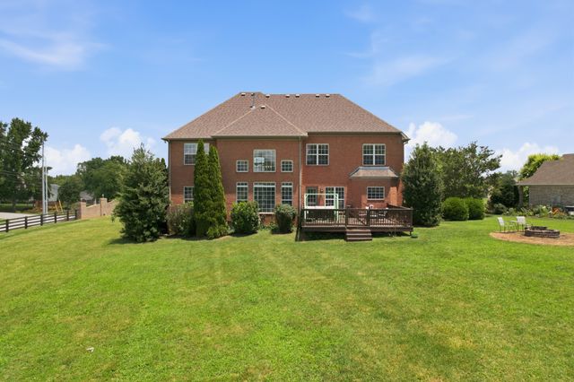 5000 Magnolia Estates Blvd, Mount Juliet, TN 37122
