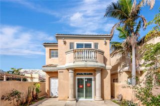 2013 California Street, Huntington Beach, CA 92648