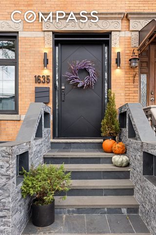 16-35 Hancock Street, New York City, NY 11385