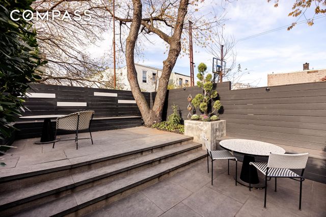 16-35 Hancock Street, New York City, NY 11385