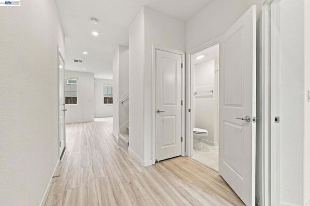 617 Whisper Ln, Pittsburg, CA 94565