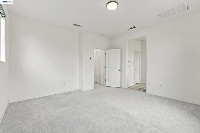 617 Whisper Ln, Pittsburg, CA 94565