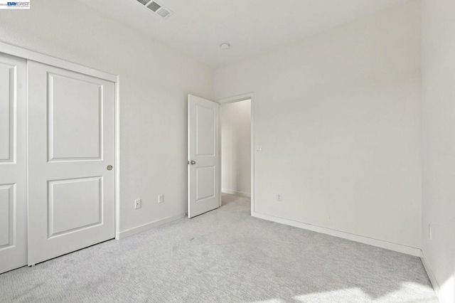 617 Whisper Ln, Pittsburg, CA 94565