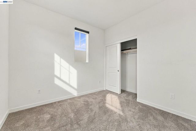 617 Whisper Ln, Pittsburg, CA 94565