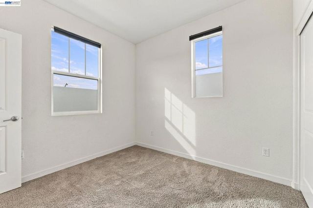 617 Whisper Ln, Pittsburg, CA 94565