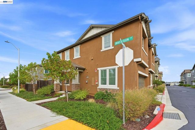 617 Whisper Ln, Pittsburg, CA 94565