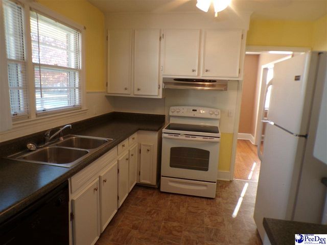 116 Ridgecrest Ave, Hartsville, SC 29550