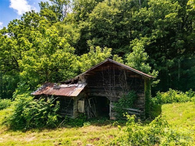1249 Monteith Branch Road, Sylva, NC 28779