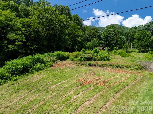 1249 Monteith Branch Road, Sylva, NC 28779