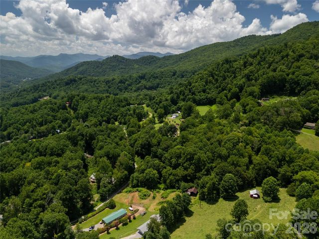 1249 Monteith Branch Road, Sylva, NC 28779