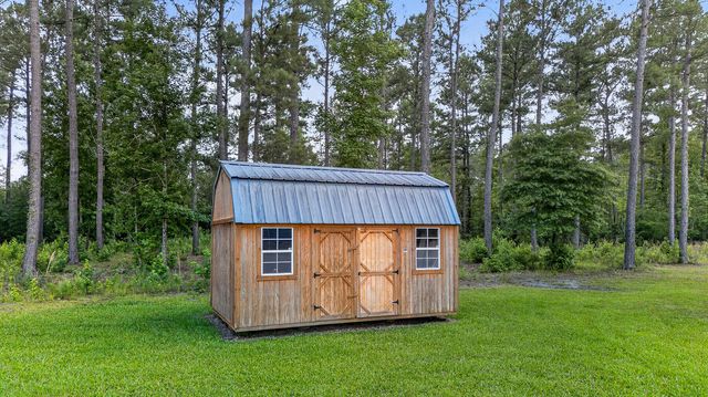 9166 Jefferies Highway, Walterboro, SC 29488