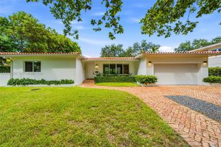 5510 Orduna Dr, Coral Gables, FL 33146