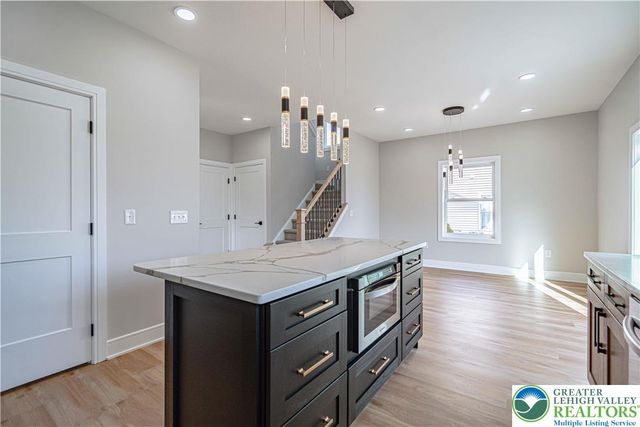 5050 Foxdale Drive, Whitehall Twp, PA 18052