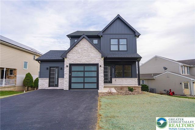 5050 Foxdale Drive, Whitehall Twp, PA 18052