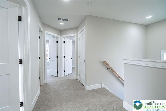 5050 Foxdale Drive, Whitehall Twp, PA 18052