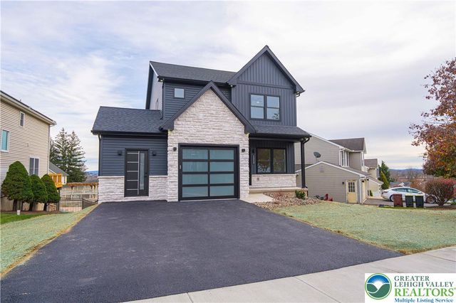 5050 Foxdale Drive, Whitehall Twp, PA 18052