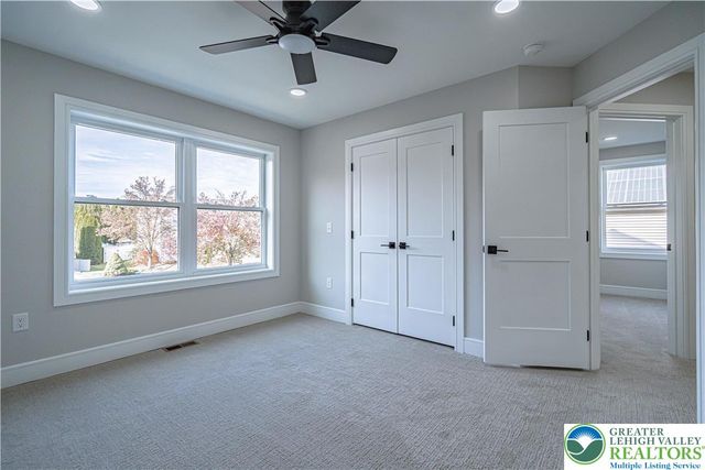 5050 Foxdale Drive, Whitehall Twp, PA 18052