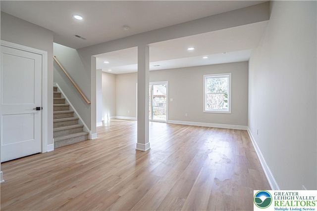 5050 Foxdale Drive, Whitehall Twp, PA 18052