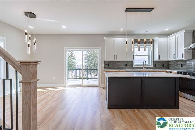 5050 Foxdale Drive, Whitehall Twp, PA 18052