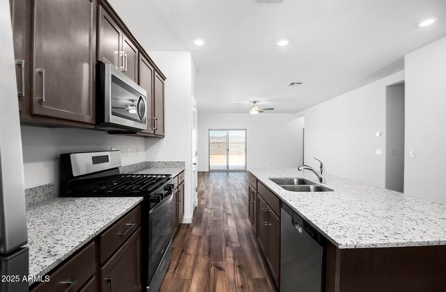 24605 W ST CHARLES Avenue, Buckeye, AZ 85326