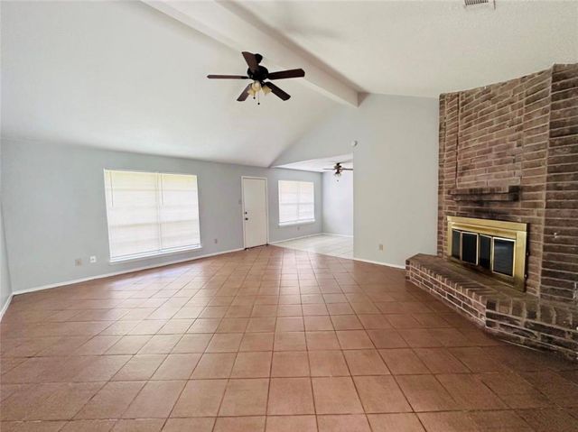 7015 Sharpsburg Drive, Richmond, TX 77469