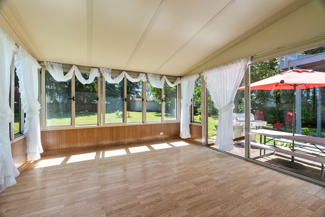 211 N Oltendorf Road, Streamwood, IL 60107