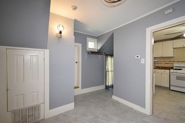 105 N Jefferson Street 2, Batavia, IL 60510
