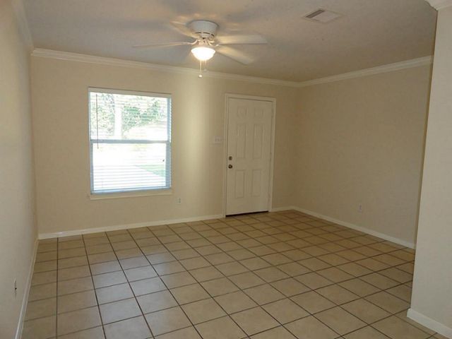 2418 Morning Glory Drive A, Pasadena, TX 77503