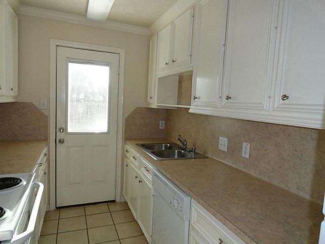 2418 Morning Glory Drive A, Pasadena, TX 77503