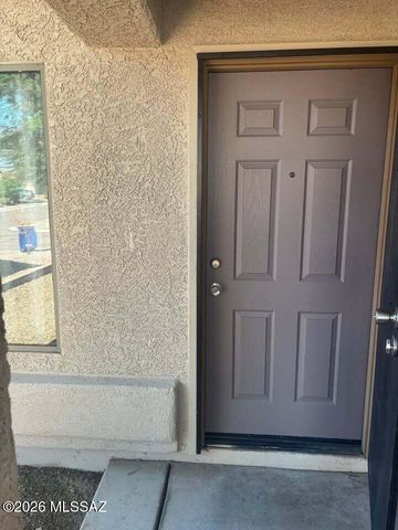 2386 S Adventure Trail, Tucson, AZ 85748