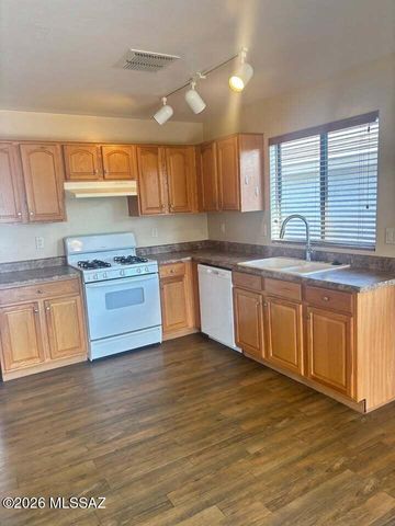 2386 S Adventure Trail, Tucson, AZ 85748