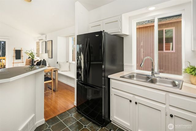 747 N 87th Street, Seattle, WA 98103