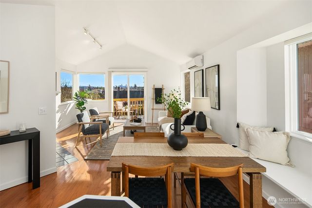 747 N 87th Street, Seattle, WA 98103