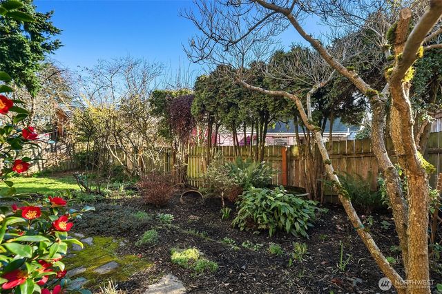 747 N 87th Street, Seattle, WA 98103