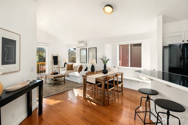 747 N 87th Street, Seattle, WA 98103