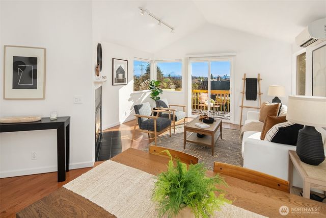 747 N 87th Street, Seattle, WA 98103