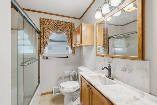 1343 Calhoun Street, Kalamazoo Twp, MI 49006