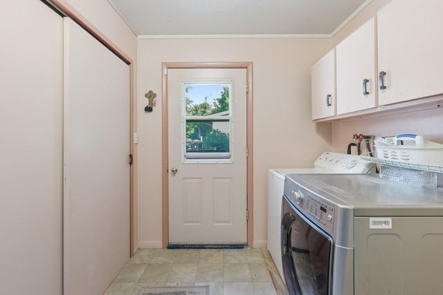 1343 Calhoun Street, Kalamazoo Twp, MI 49006