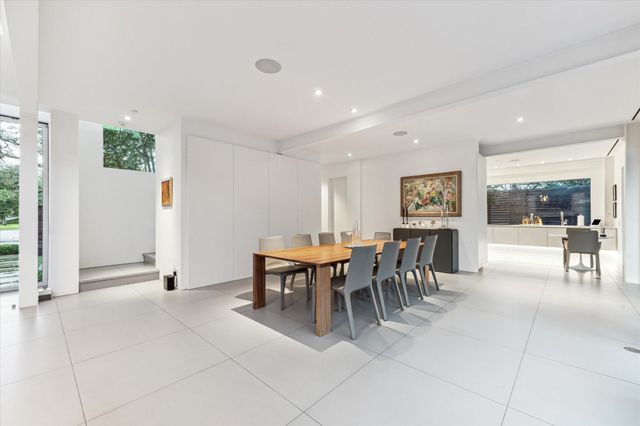 2169 University Boulevard, Houston, TX 77030