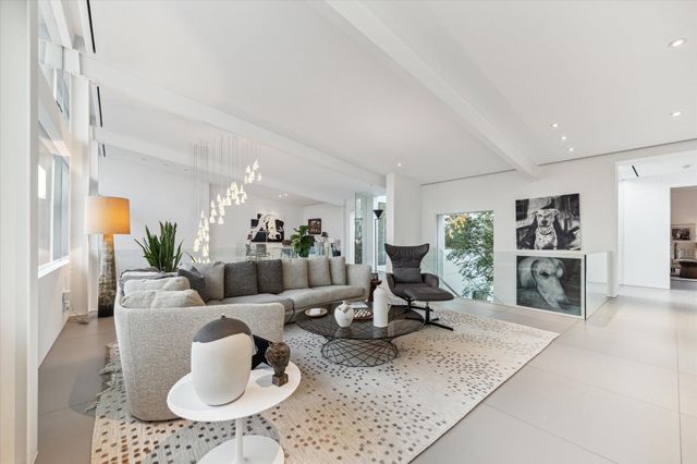 2169 University Boulevard, Houston, TX 77030