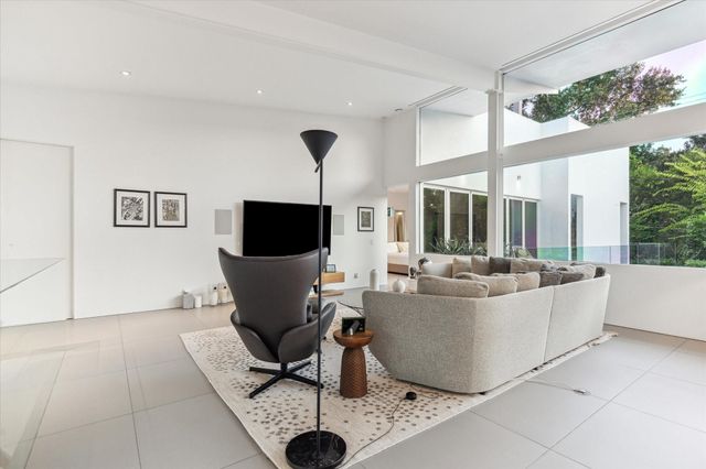 2169 University Boulevard, Houston, TX 77030