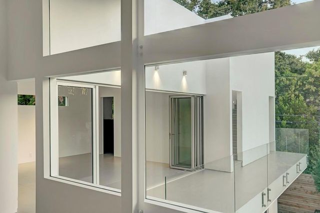 2169 University Boulevard, Houston, TX 77030