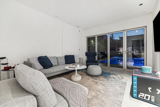 2169 University Boulevard, Houston, TX 77030