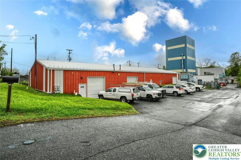 610 Front Street, Catasauqua Boro, PA 18032