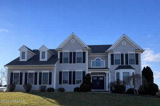 2 Matthew Court, Cream Ridge, NJ 08514